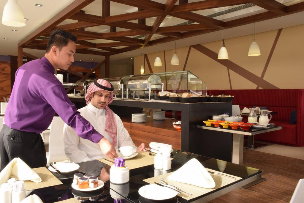 Novotel Suites Riyadh Centre Zewnętrze zdjęcie