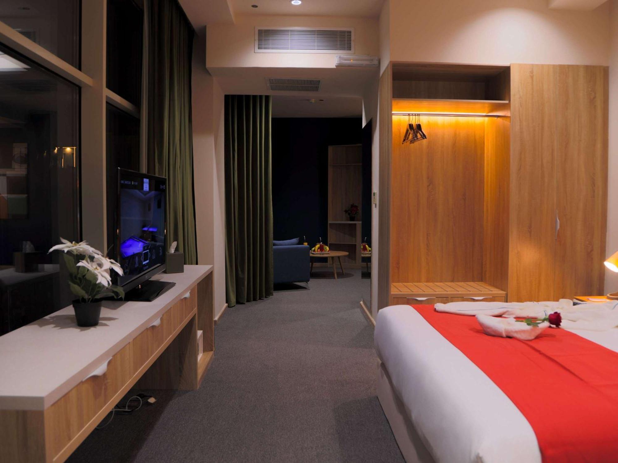 Novotel Suites Riyadh Centre Zewnętrze zdjęcie