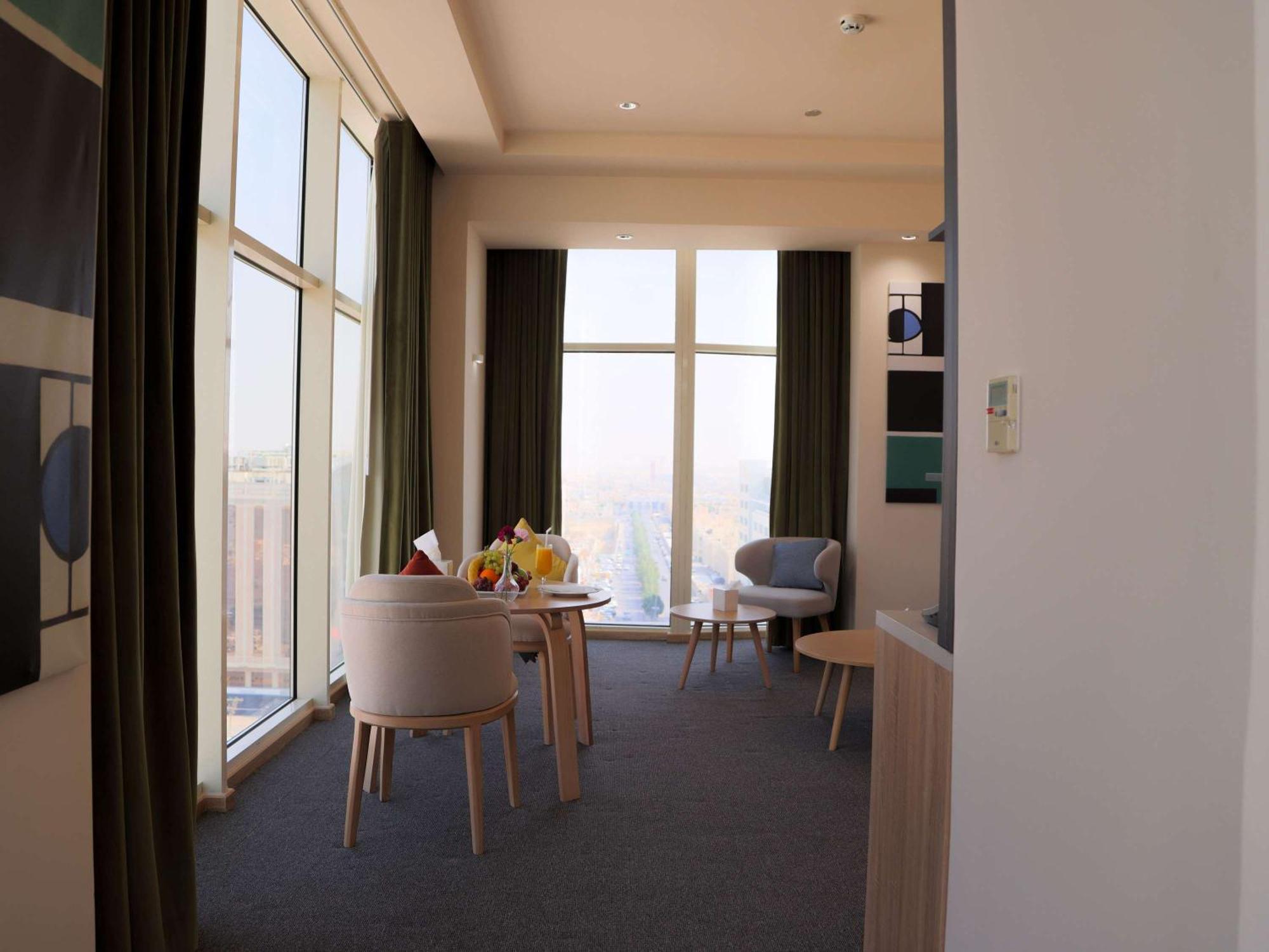 Novotel Suites Riyadh Centre Zewnętrze zdjęcie