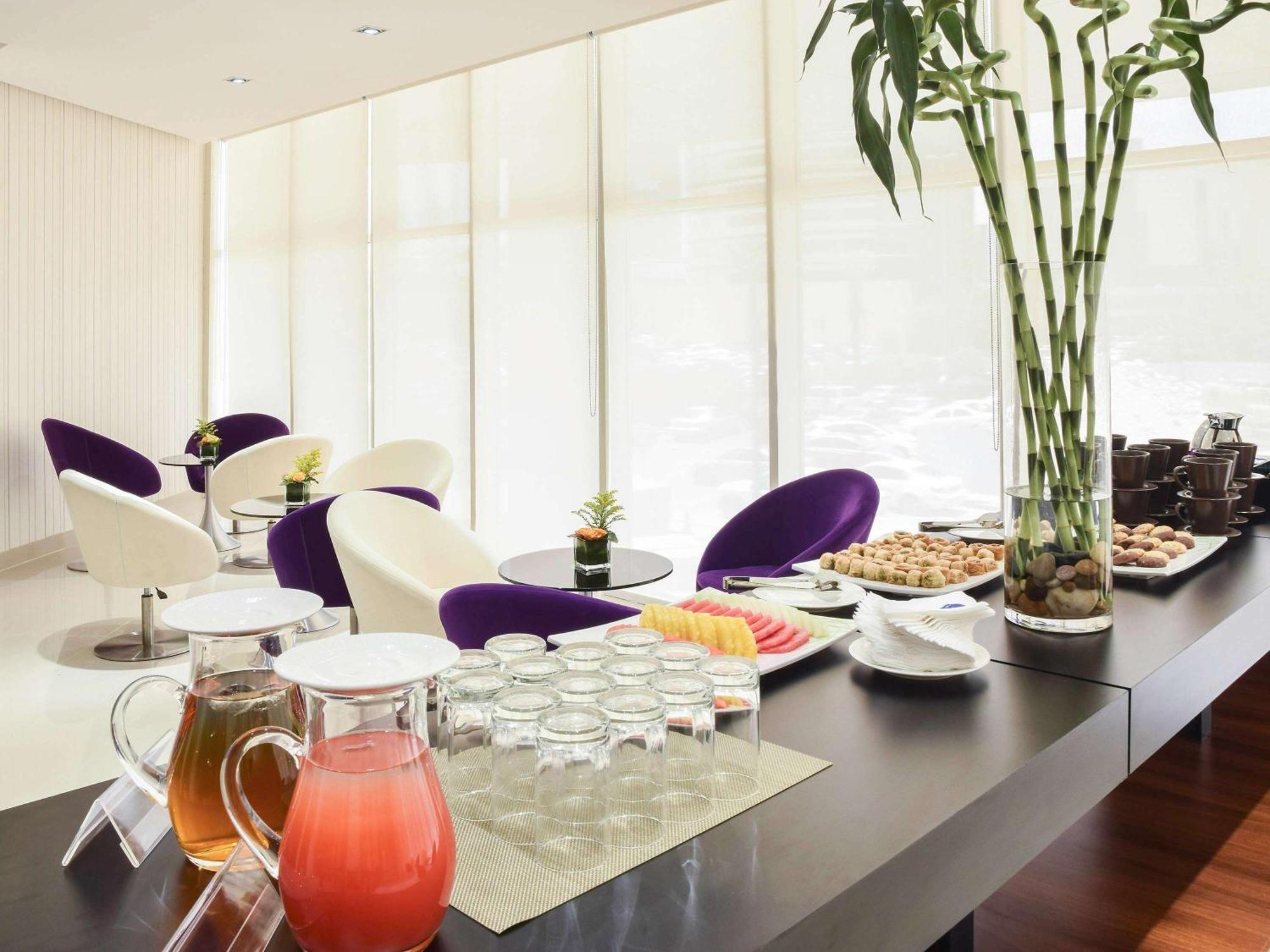 Novotel Suites Riyadh Centre Zewnętrze zdjęcie