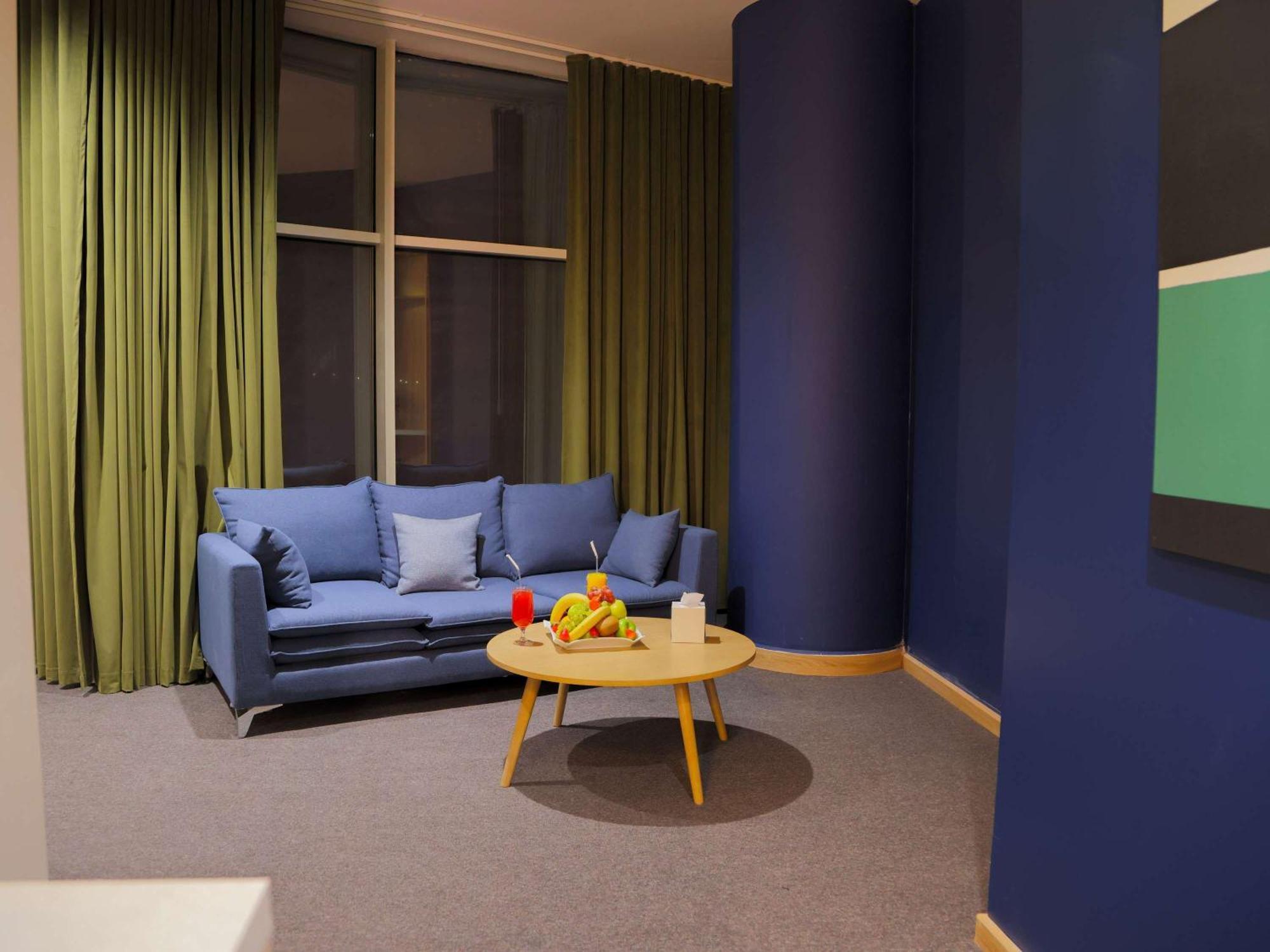 Novotel Suites Riyadh Centre Zewnętrze zdjęcie